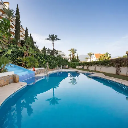 Unmatched Location, Breathtaking Views, Garage Apartment