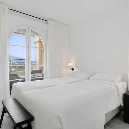 Unmatched Location, Breathtaking Views, Garage Apartamento *